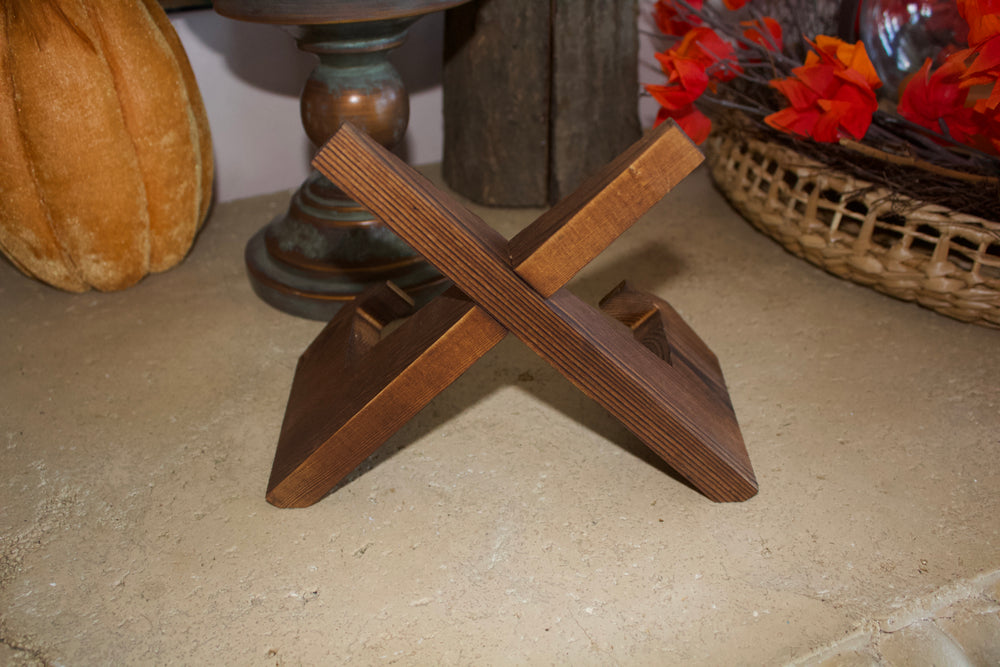 Chic Host Book Stand